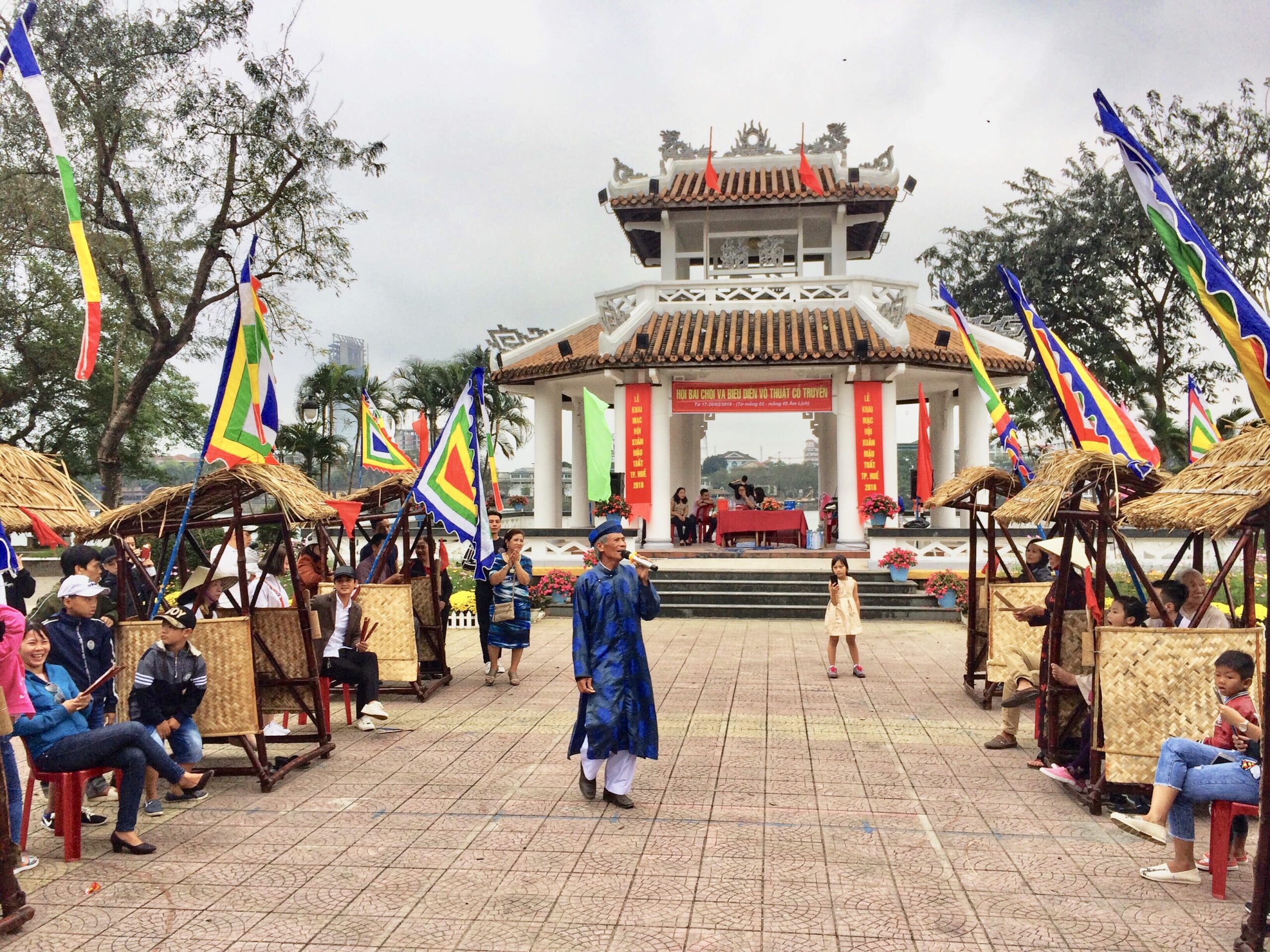 Năm mới Tết đến hòa cùng không khí tươi vui tại lễ hội Bài Chòi